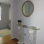 Sobre La 12 Apartman *