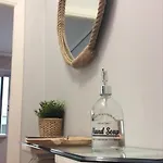 Sobre La 12 Apartman *