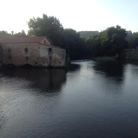 Sobre La 12 アパート *