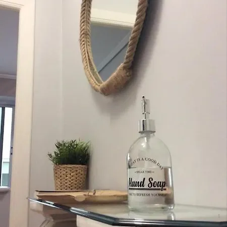 Sobre La 12 Apartamento *