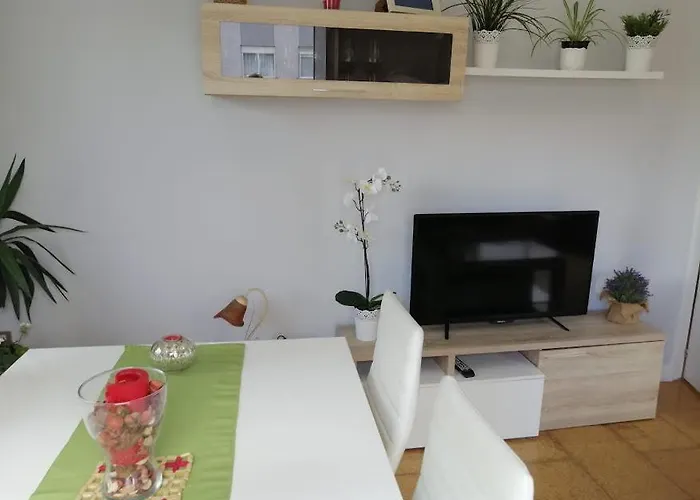 Sobre La 12 Apartmán