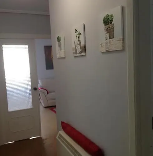 アパート Sobre La 12 Neda