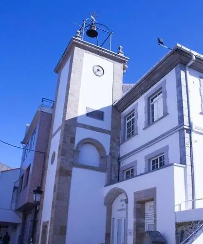 アパート Sobre La 12 Neda